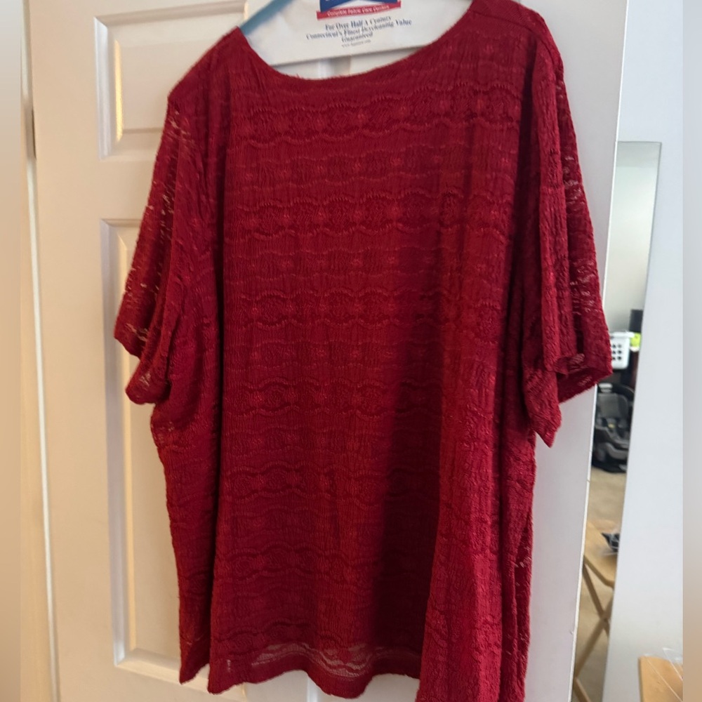 Maggie Barnes elegant lace blouse